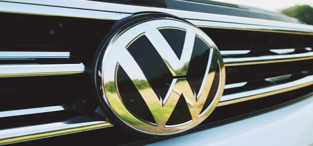 Volkswagen teams up with Microsoft on cloud computing services